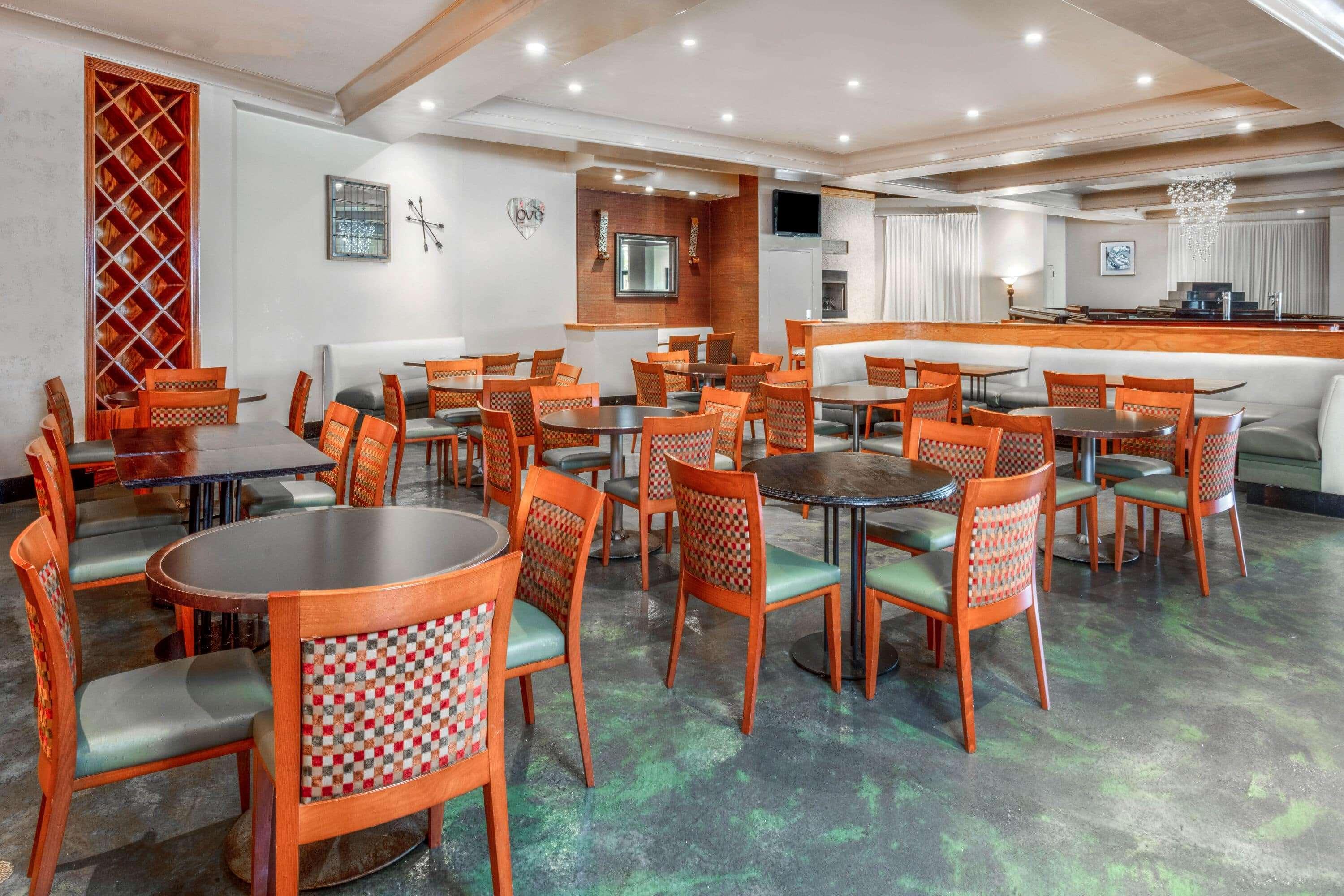 La Quinta By Wyndham Secaucus Meadowlands Hotel Exterior photo