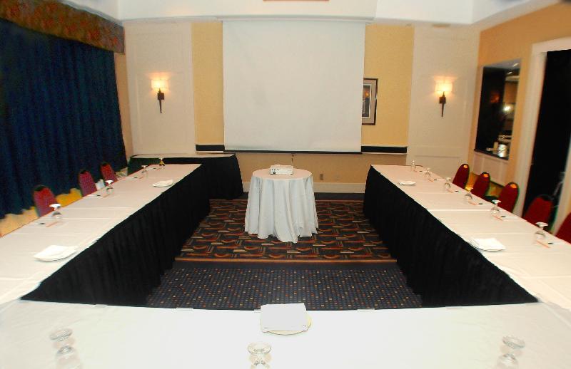 La Quinta By Wyndham Secaucus Meadowlands Hotel Exterior photo